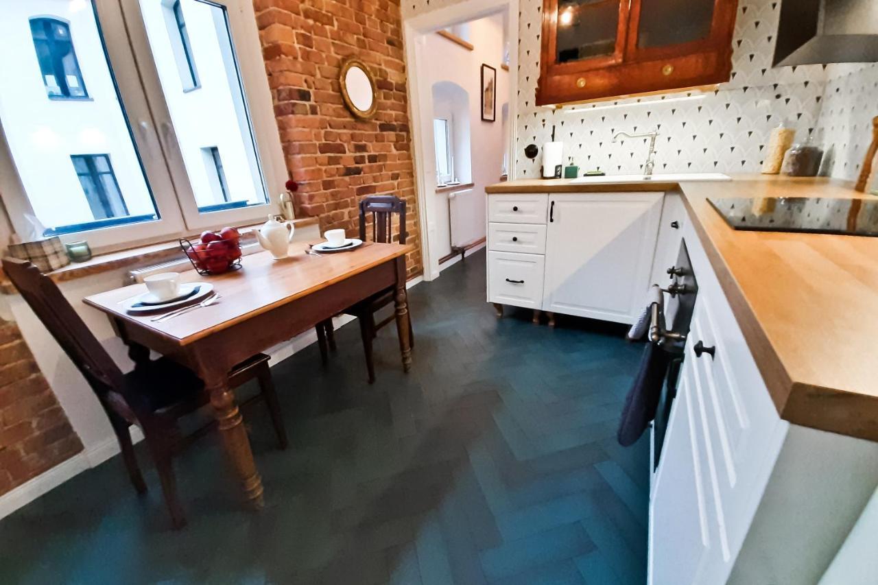 Wilhelmstadt Apartment 60M - Parking Torun Ngoại thất bức ảnh