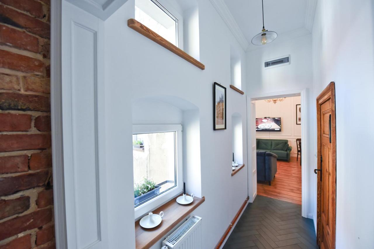 Wilhelmstadt Apartment 60M - Parking Torun Ngoại thất bức ảnh